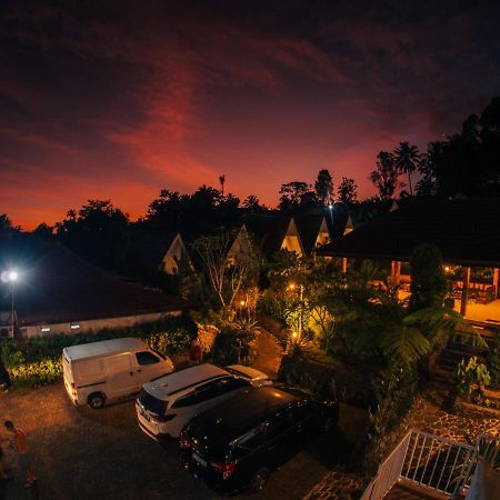 Tumpaksewu Homestay Sidomukti Zewnętrze zdjęcie